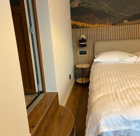 غرفة ديلوكس, Pensiunea Padurea Verde