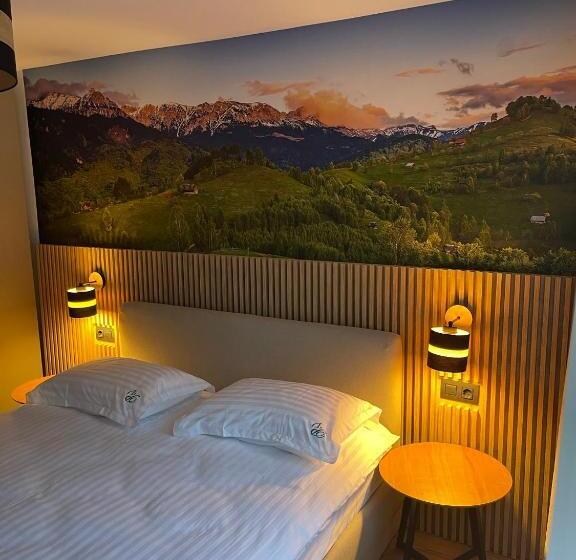 إستوديو ديلوكس, Pensiunea Padurea Verde