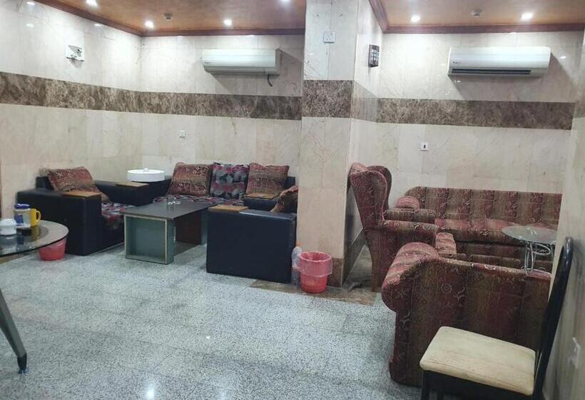 Четырехместный Номер Стандарт, الراوي العزيزية