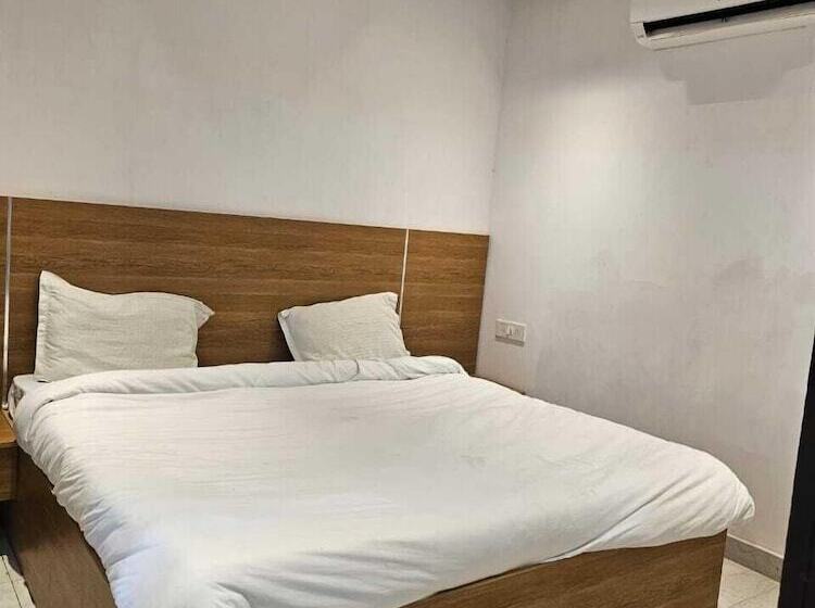 豪华房间, Vrinda Resort By Dcrest Vridavan