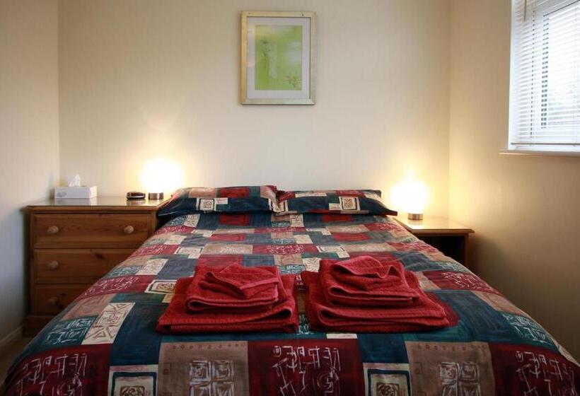 חדר סטנדרט חדר אמבטיה משותף, Abacus Bed And Breakfast, Blackwater, Hampshire