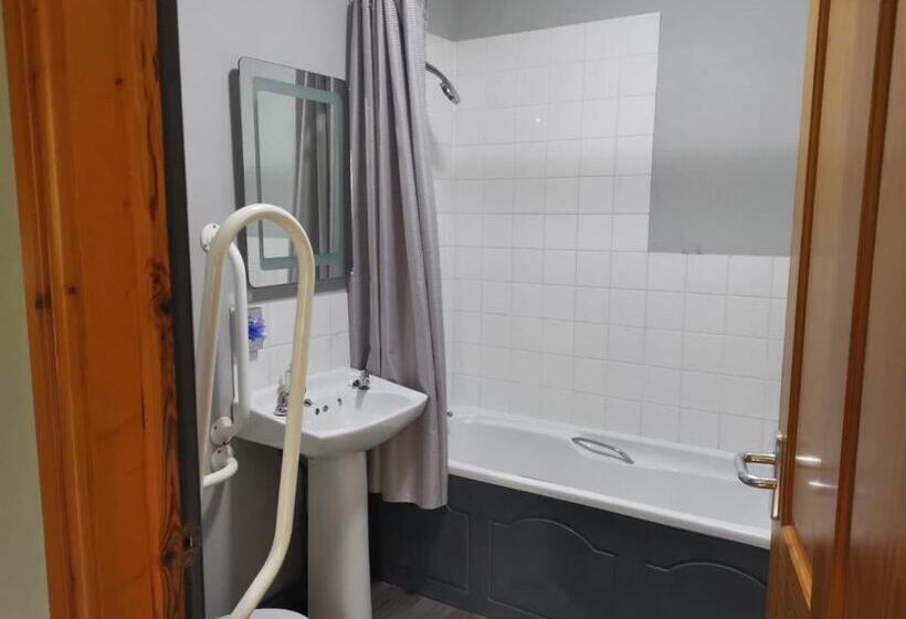 Номер Стандарт, The Babbling Brook