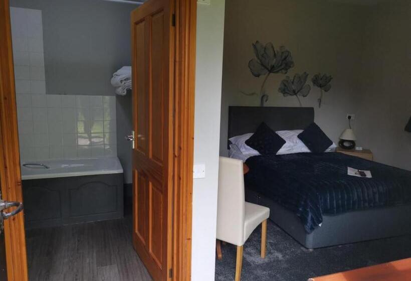 Номер Стандарт, The Babbling Brook