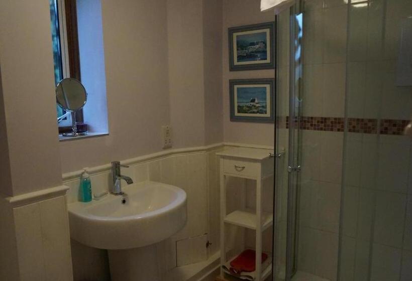 Стандартный Номер Кровать Кинг, Magpies Lodge