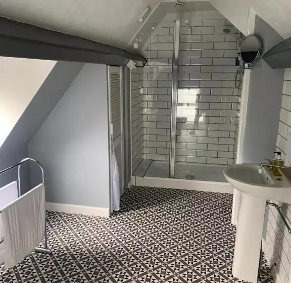 オーシャンビュースイート, The Wylfa