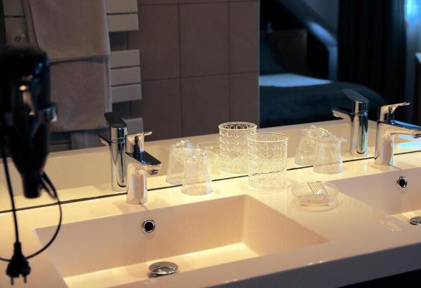 חדר סופריור עם נוף, Art Hôtel