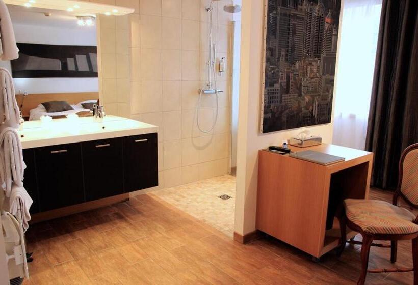 חדר סופריור עם נוף, Art Hôtel