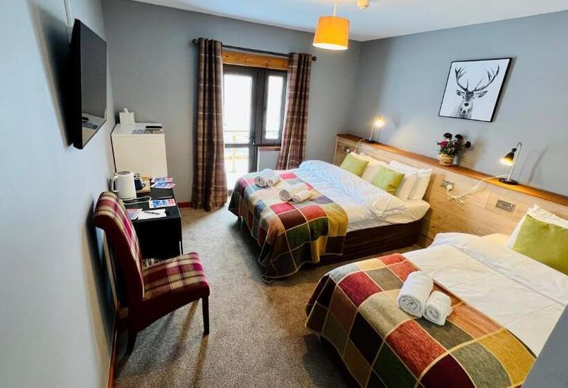 Семейный Номер, Aultguish Inn
