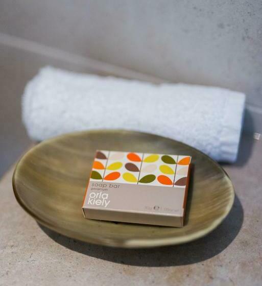 ファミリールーム, Derby Arms