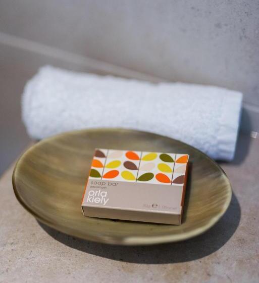 スタンダードルーム, Derby Arms