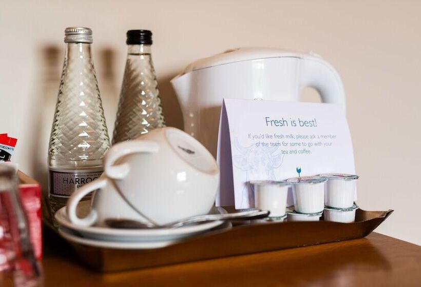 ファミリールーム, Derby Arms