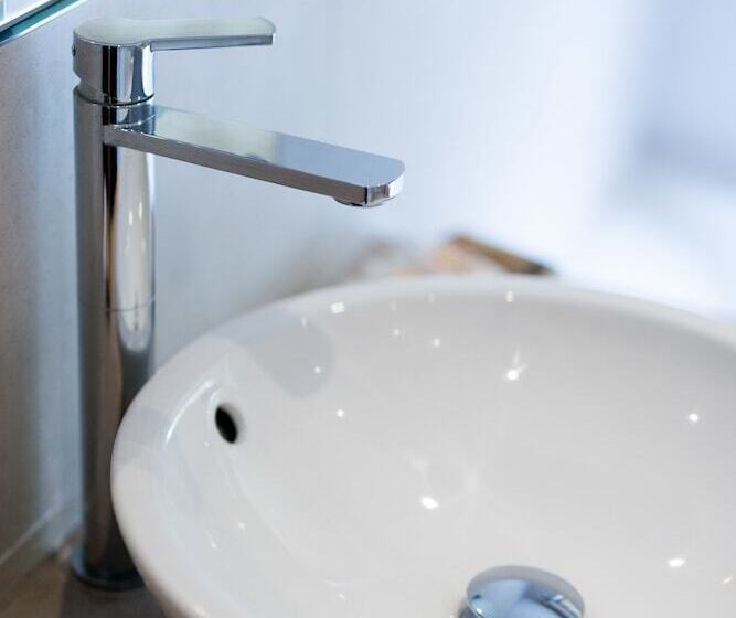 ファミリールーム, Derby Arms