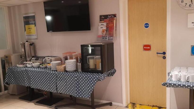 Номер Стандарт Трехместный, Redwings Lodge Baldock