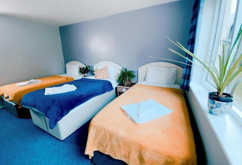 Номер Стандарт Трехместный, Redwings Lodge Baldock