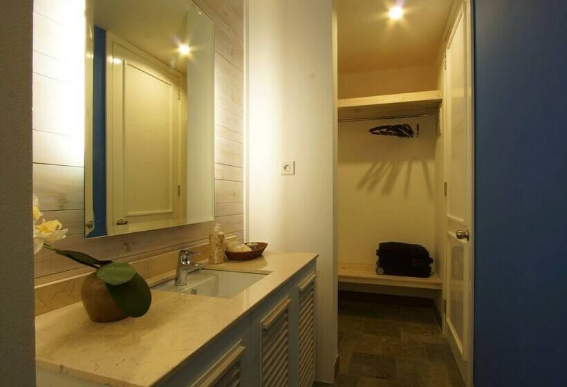 디럭스 룸, Summerhome