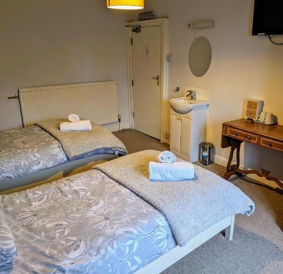 基本间, Bartholomew Arms