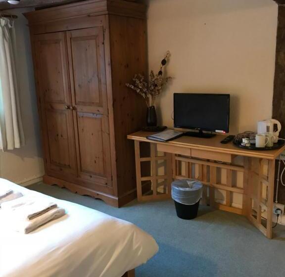 غرفة قياسية, The Pear Tree