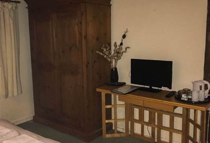 غرفة قياسية, The Pear Tree