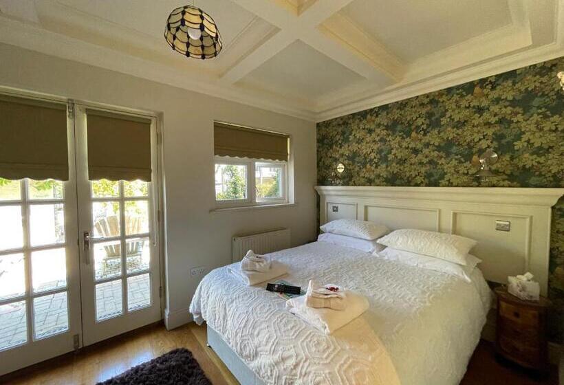 Номер Стандарт, Bradleigh Lodge