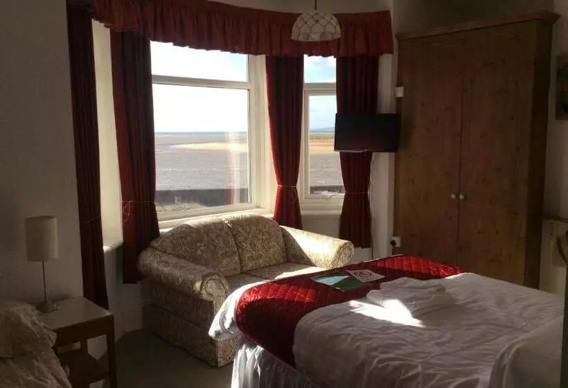 Cameră Familiară cu Vedere la Mare, Ash Hotel B&b