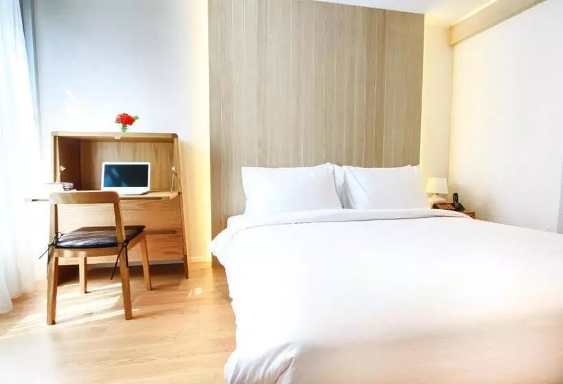 デラックススイート, Balcony Seaside Sriracha Hotel & Serviced Apartments