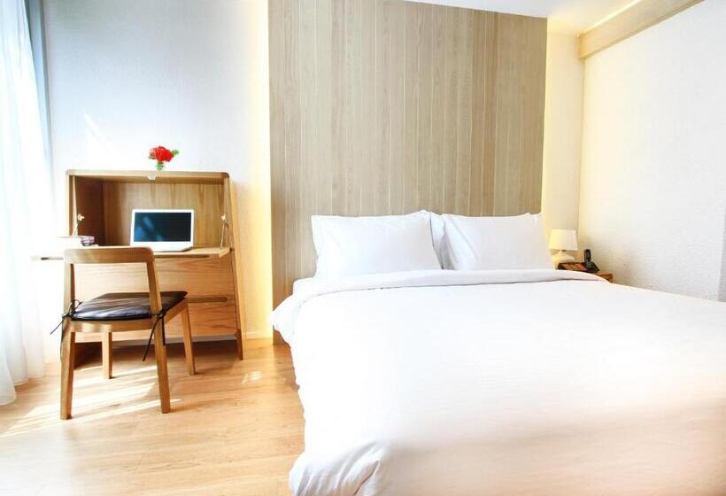 高级套房, Balcony Seaside Sriracha Hotel & Serviced Apartments