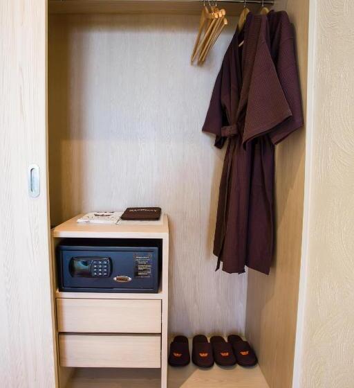 带2个卧室的套房, Balcony Seaside Sriracha Hotel & Serviced Apartments