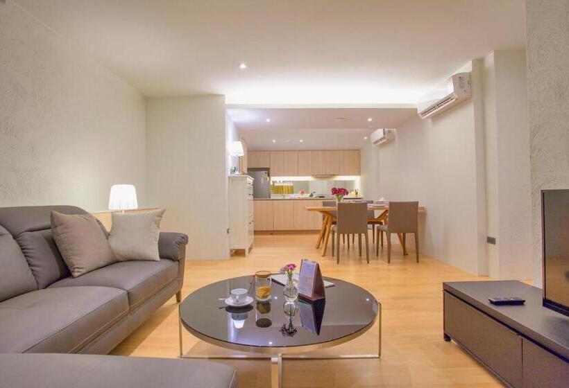 Люкс 2 Спальни, Balcony Seaside Sriracha Hotel & Serviced Apartments