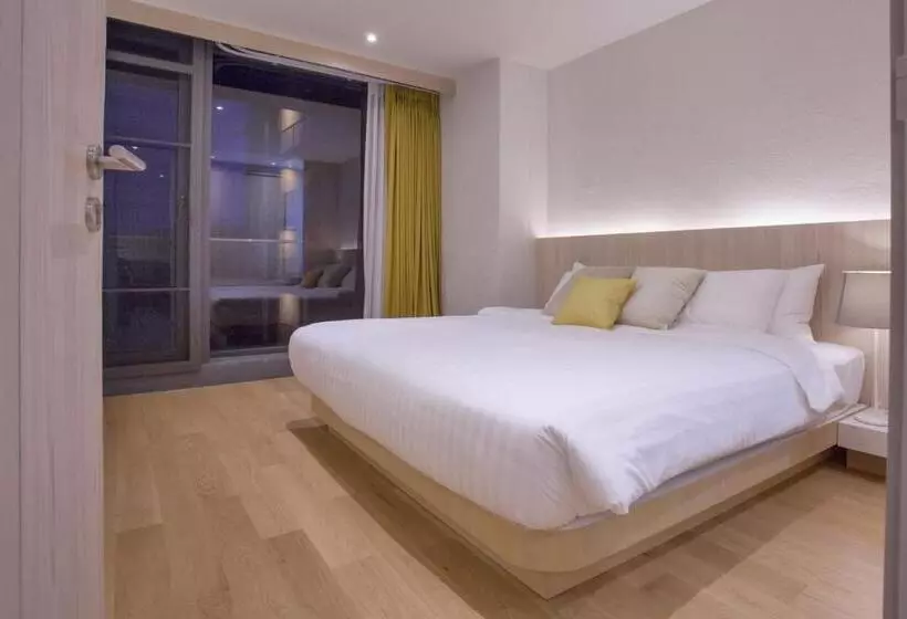 デラックススイート2ベッドルーム, Balcony Seaside Sriracha Hotel & Serviced Apartments
