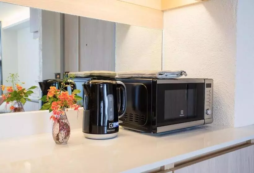 スイート(家族用), Balcony Seaside Sriracha Hotel & Serviced Apartments