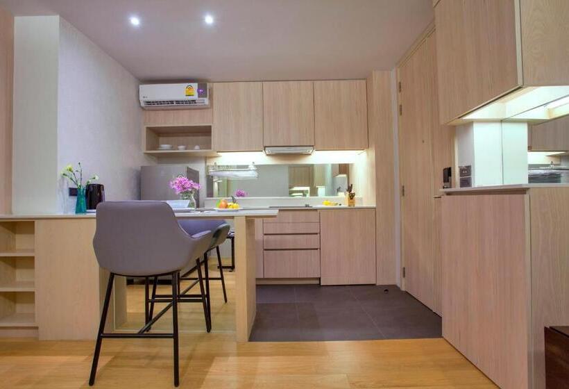 豪华套房, Balcony Seaside Sriracha Hotel & Serviced Apartments