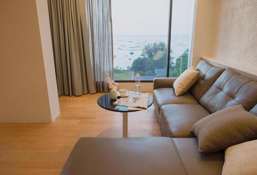 带海景的复工套房, Balcony Seaside Sriracha Hotel & Serviced Apartments