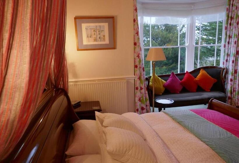 スタンダードルーム, Kerrington House