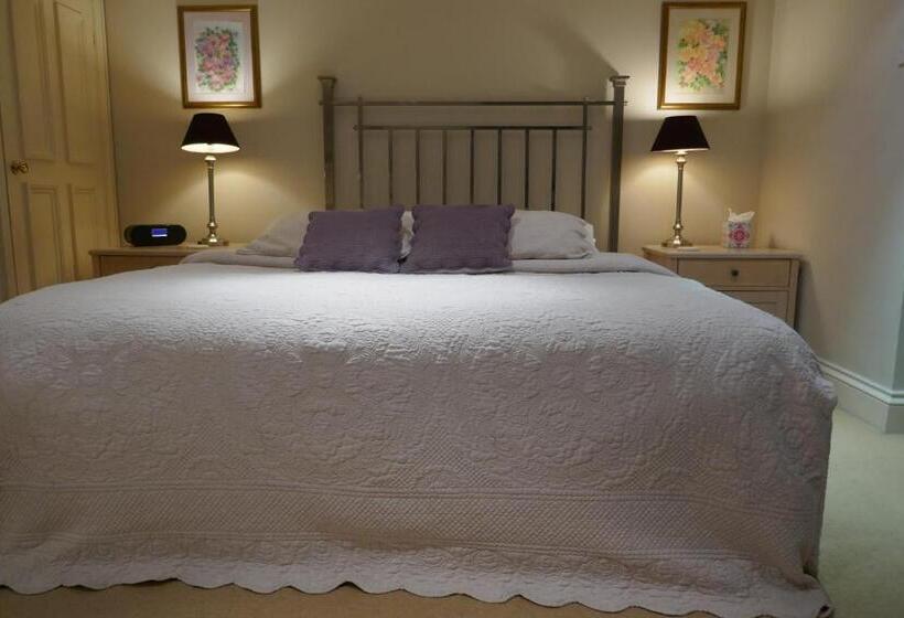 スタンダードトリプルルーム, Kerrington House