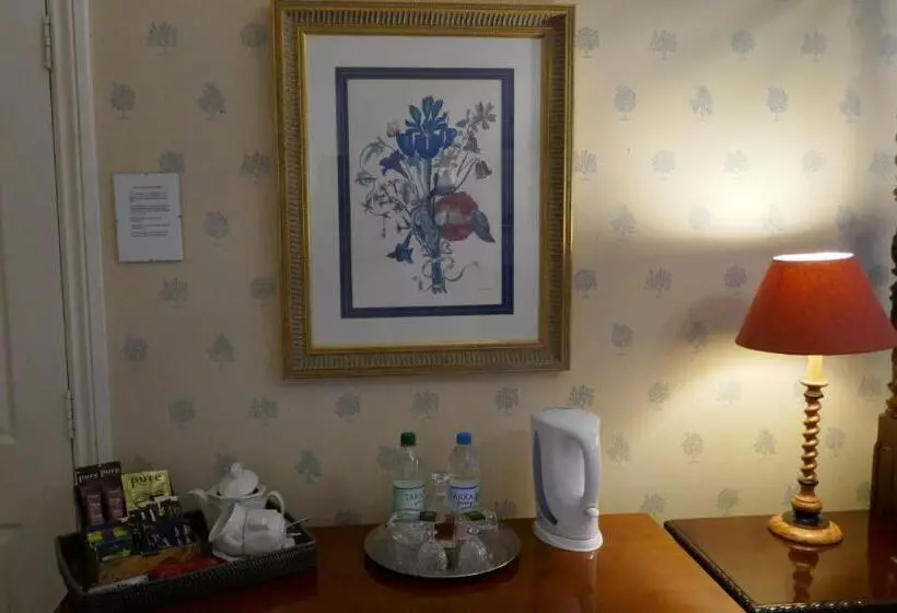 スーペリアールーム, Kerrington House