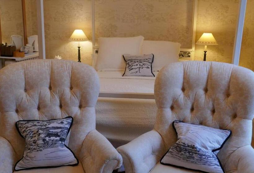 デラックスルーム, Kerrington House