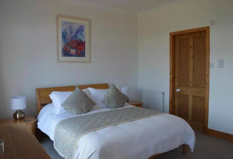 スーペリアールーム, Strathview Lodge