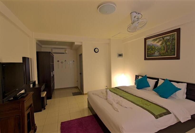 豪华房间, Charn Residence