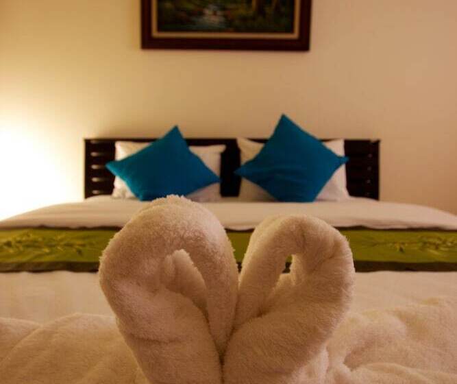 豪华房间, Charn Residence