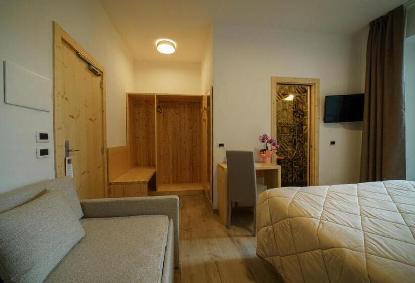 Quarto Triplo Estandar, Gh Hotel Monzoni