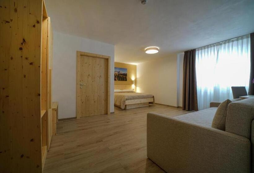 4인용 스탠다드 룸, Gh Hotel Monzoni