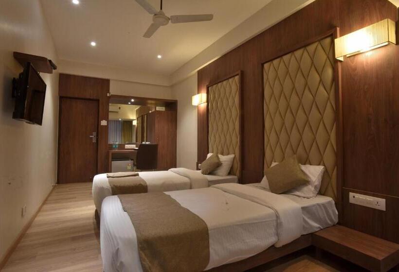 Номер Executive, The Aarya A Smart Business