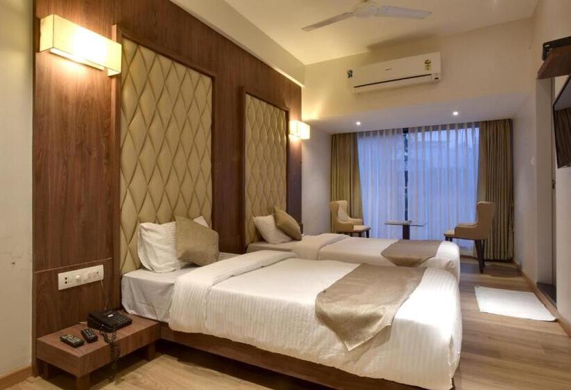 Номер Executive, The Aarya A Smart Business