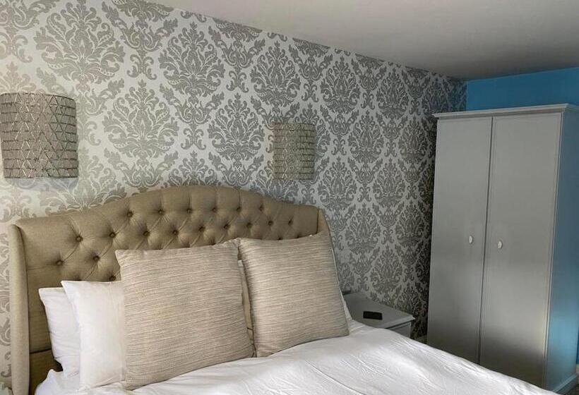 غرفة قياسية مطلّة علي البحيرة, Achray House Restaurant With Rooms