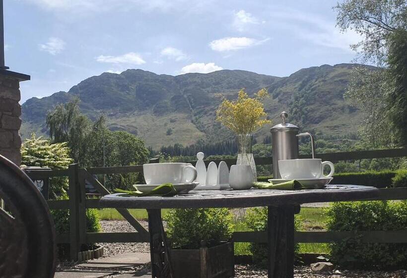 غرفة قياسية مطلة على الجبل, Achray House Restaurant With Rooms