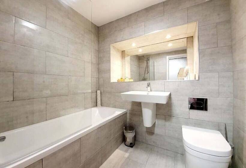 غرفة قياسية مطلة على الجبل, Achray House Restaurant With Rooms