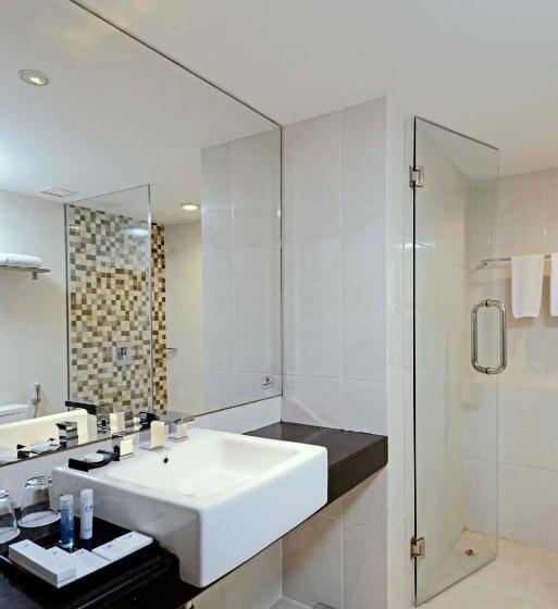 غرفة قياسية سرير كينج, Crown Prince Hotel Surabaya Managed By Midtown Indonesia