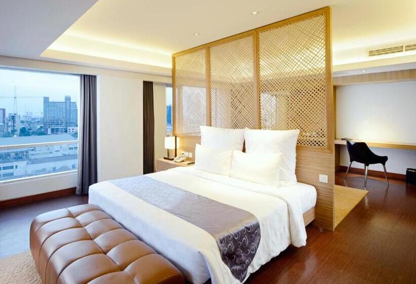 جناح, Crown Prince Hotel Surabaya Managed By Midtown Indonesia