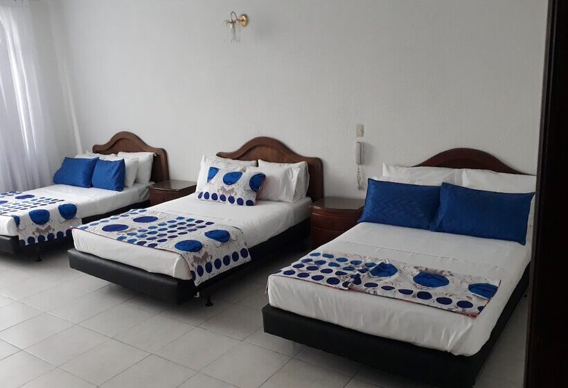 标准三人间, Diamante Melgar