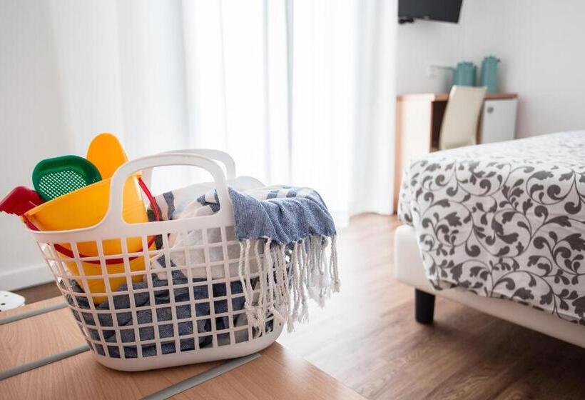 Habitació Familiar Vista Mar, Geminus B&b